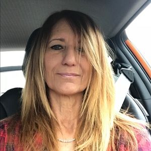 Meet your Posher, Michele